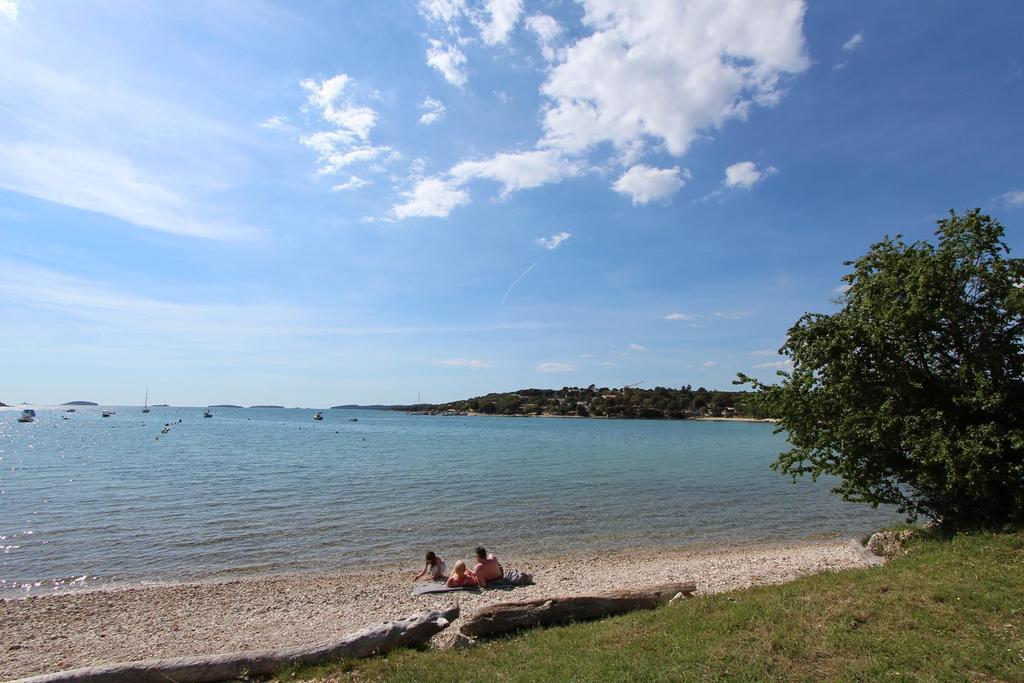 Holiday House Val Vidal โรวีน ภายนอก รูปภาพ